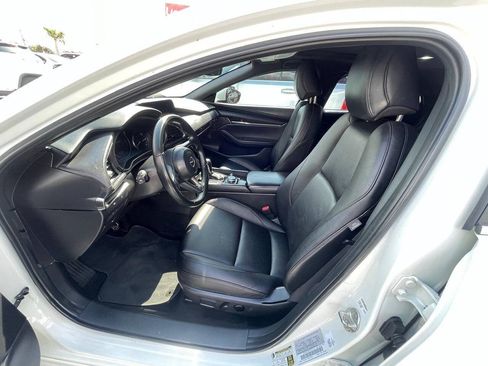 Used 2024 MAZDA MAZDA3 s FWD image 8