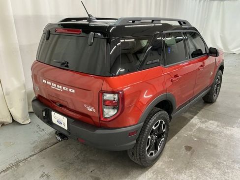 Used 2022 Ford Bronco Sport Outer Banks image 3