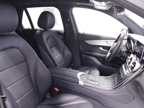 Used 2021 Mercedes-Benz GLC 300 GLC 300 image 12