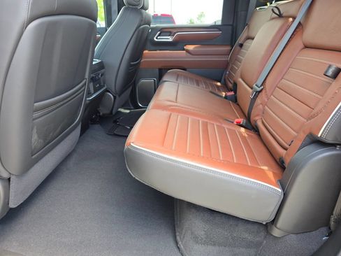 Used 2025 GMC Sierra 3500 Denali Ultimate AWD/4WD image 22