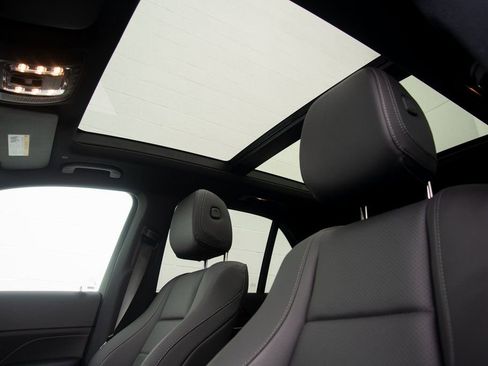 Used 2025 Mercedes-Benz GLE 350 4MATIC image 26