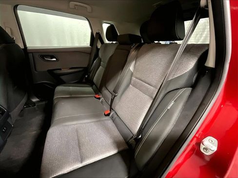 Used 2023 Nissan Rogue SV AWD/4WD image 15