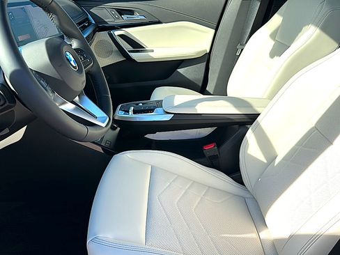 New 2026 BMW X1 xDrive28i w/ Technology Package AWD/4WD image 10