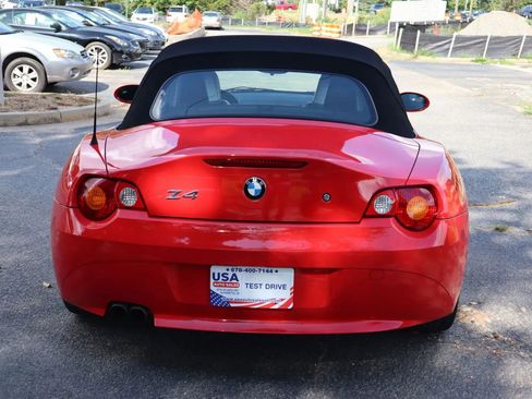 Used 2004 BMW Z4 3.0i image 2