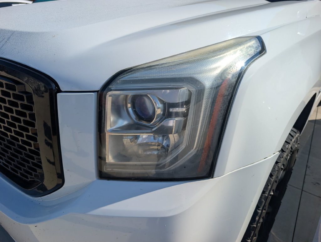 Used 2015 GMC Yukon XL SLT w/ Open Road Package RWD image 7