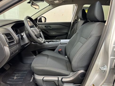 Certified 2025 Nissan Rogue S AWD/4WD image 11