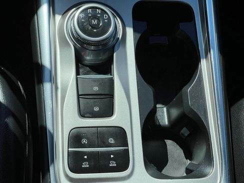 Used 2021 Ford Explorer XLT w/ Equipment Group 202A image 32