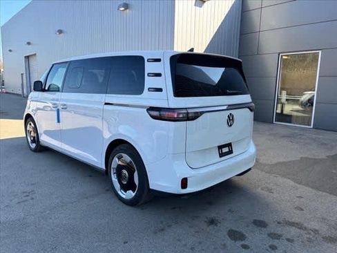 New 2025 Volkswagen ID. Buzz Pro S image 20