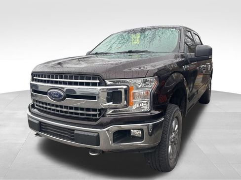 Used 2018 Ford F150 XLT w/ Equipment Group 301A Mid image 2