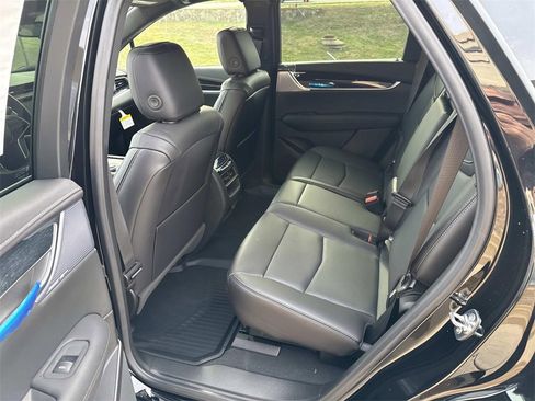 New 2026 Cadillac XT5 Premium Luxury w/ Driver Assist Package image 17