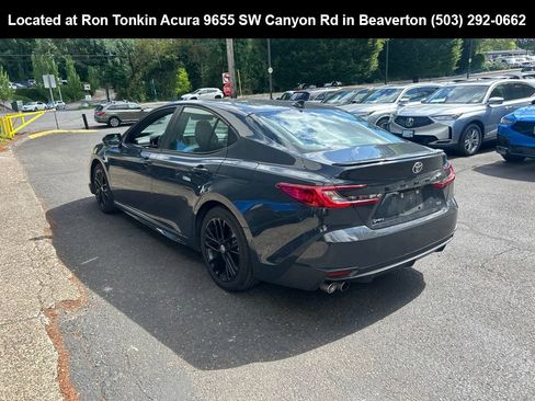 Used 2025 Toyota Camry SE FWD image 6