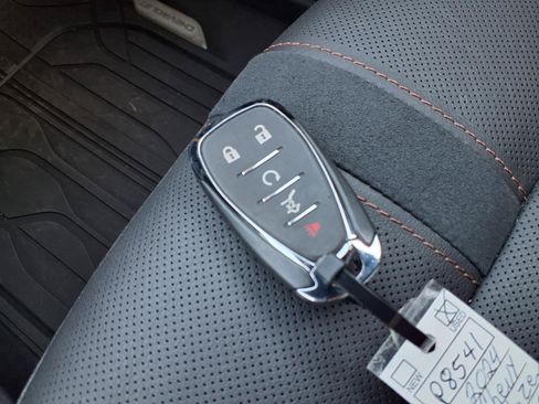 Used 2024 Chevrolet Blazer Premier w/ Driver Confidence II Package FWD image 19