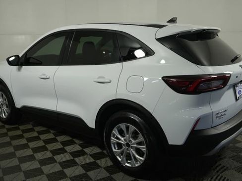 Certified 2025 Ford Escape Active AWD/4WD image 5