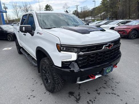 Certified 2023 Chevrolet Silverado 1500 ZR2 AWD/4WD image 7