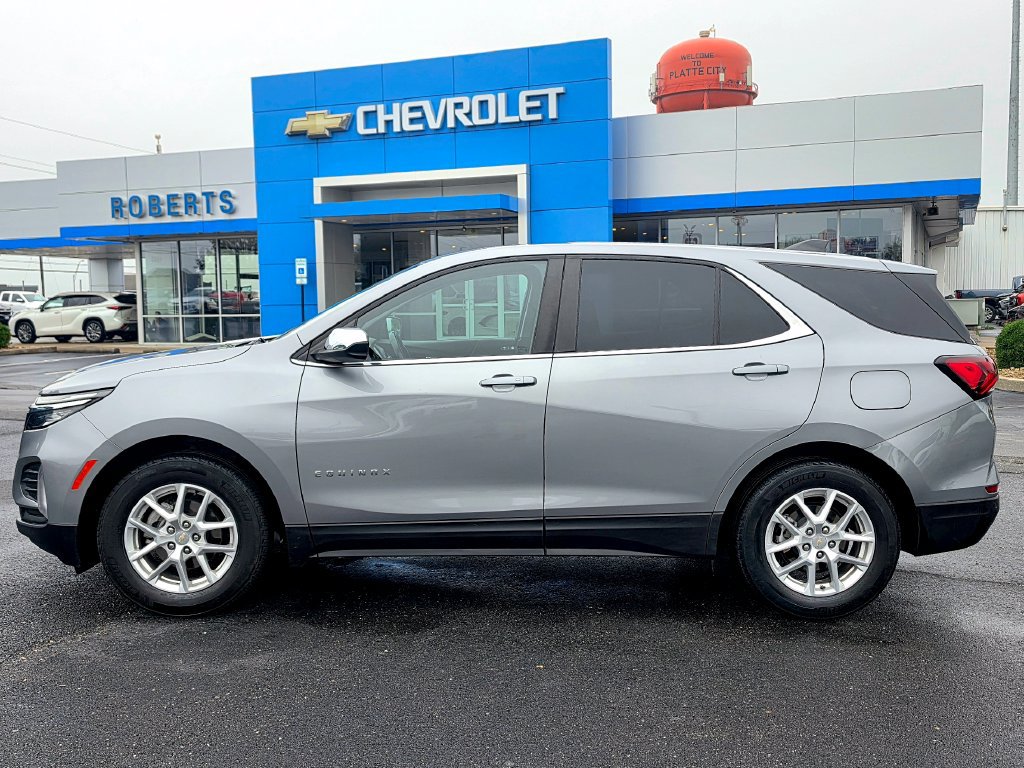 Used 2024 Chevrolet Equinox LT FWD image 3