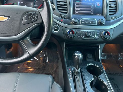 Used 2018 Chevrolet Impala LT image 28
