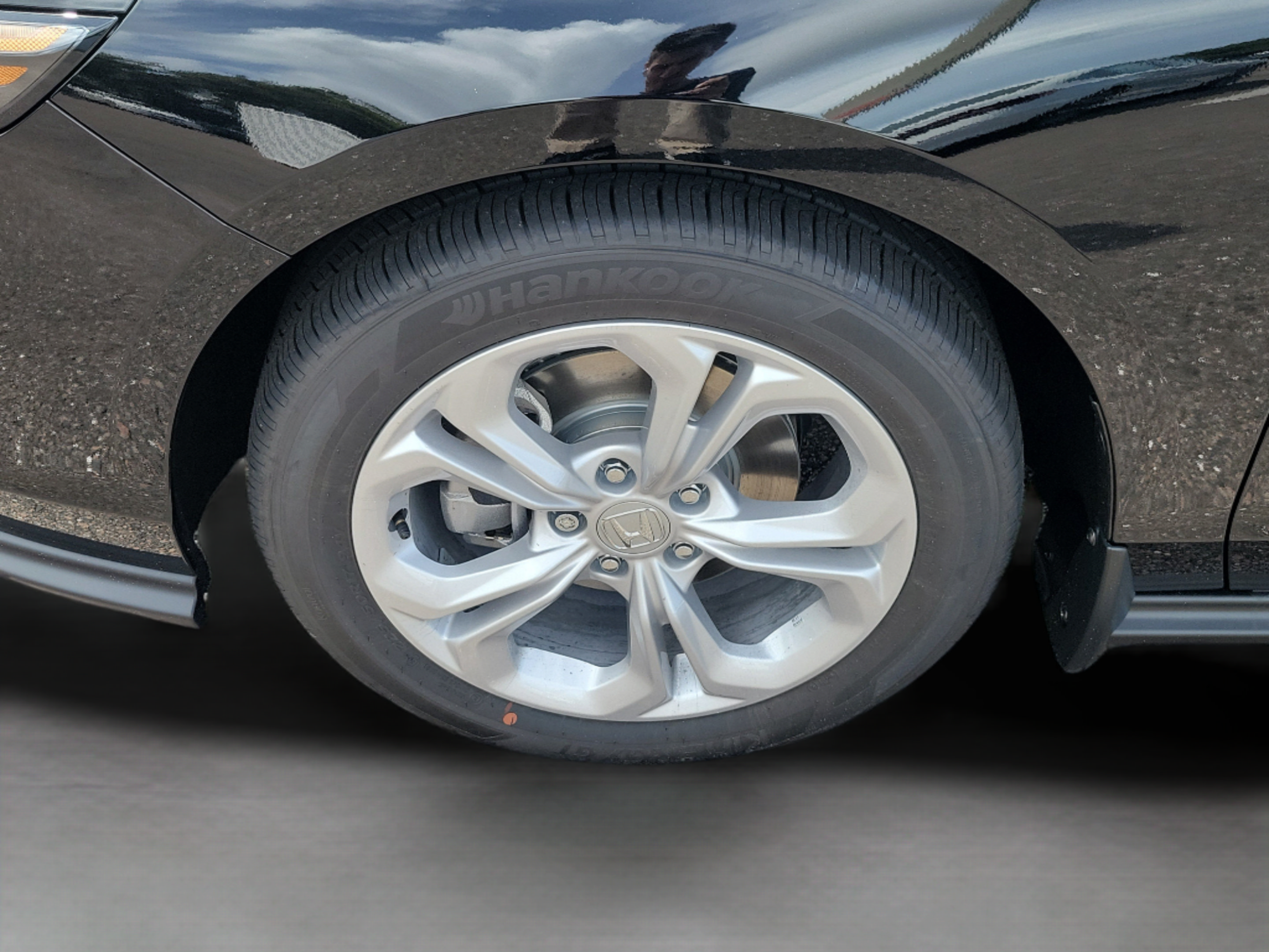 New 2026 Honda Accord LX image 32