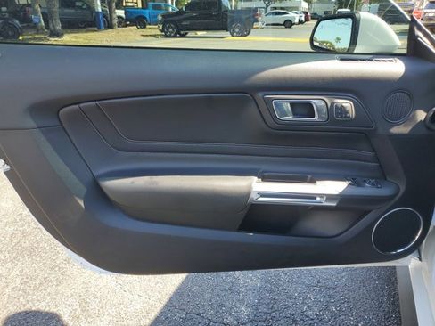 Used 2021 Ford Mustang GT Premium w/ Equipment Group 401A image 13