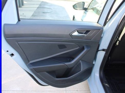 Used 2025 Volkswagen Jetta Sport FWD image 23