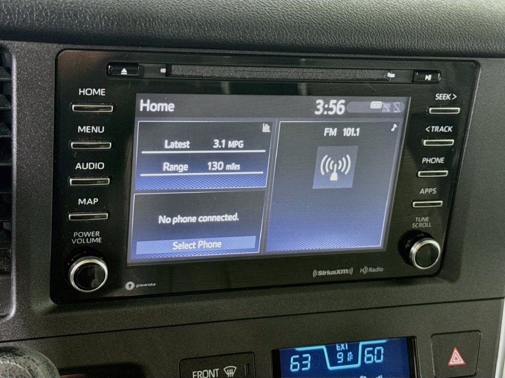 Certified 2019 Toyota Sienna LE AWD/4WD image 7