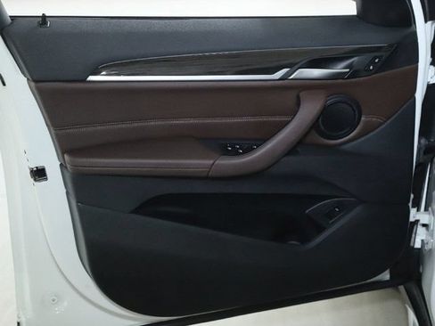 Used 2018 BMW X1 xDrive28i w/ Convenience Package AWD/4WD image 33