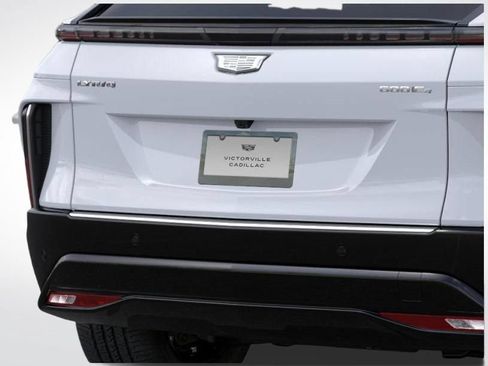 New 2026 Cadillac Lyriq Luxury AWD/4WD image 14