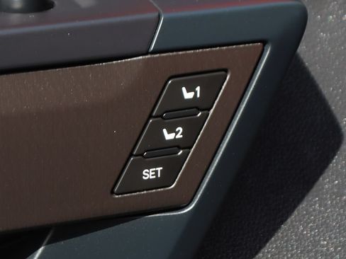 Used 2022 Toyota Tundra TRD Pro AWD/4WD image 17