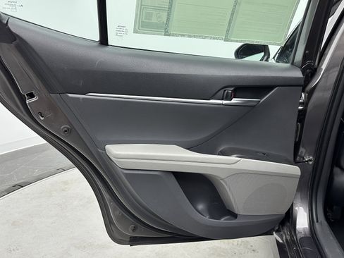 Used 2023 Toyota Camry LE image 27