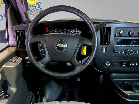 Used 2023 Chevrolet Express 3500 LS RWD image 9