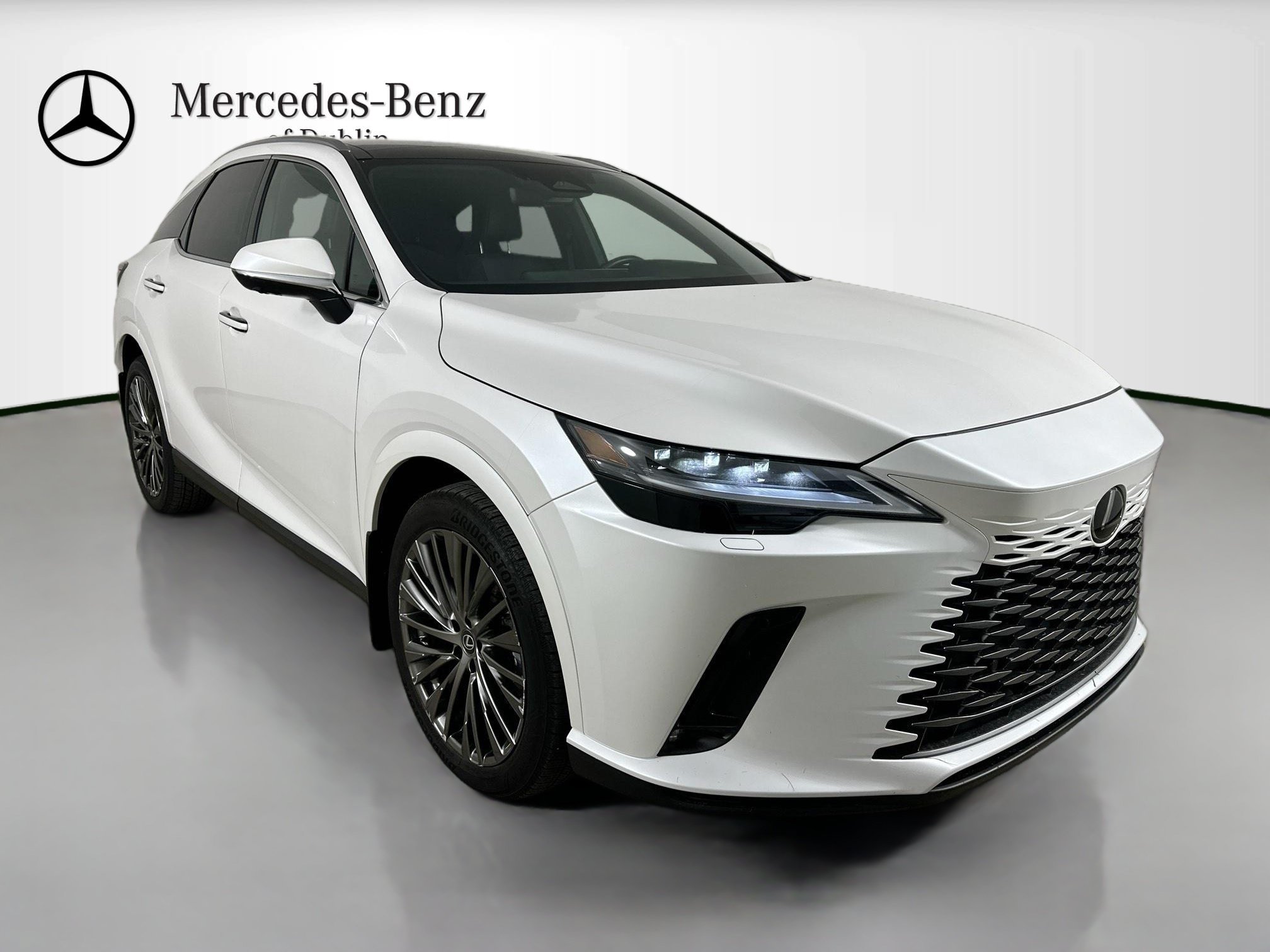 Used 2024 Lexus RX 350 w/ Convenience Package AWD/4WD image 3