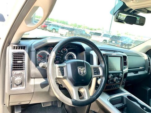 Used 2017 RAM 1500 Laramie w/ Convenience Group AWD/4WD image 14