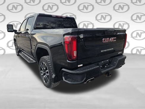 Used 2024 GMC Sierra 1500 AT4 w/ Technology Package AWD/4WD image 13