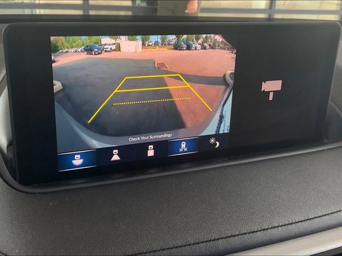 Used 2023 Acura MDX SH-AWD w/ Technology Package image 23