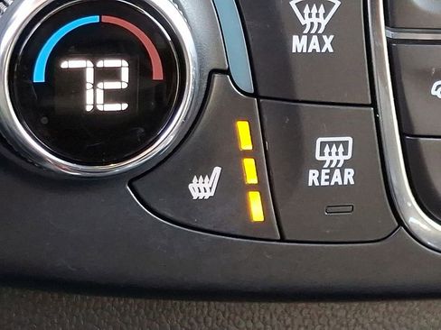 Certified 2023 Chevrolet Traverse LT image 26