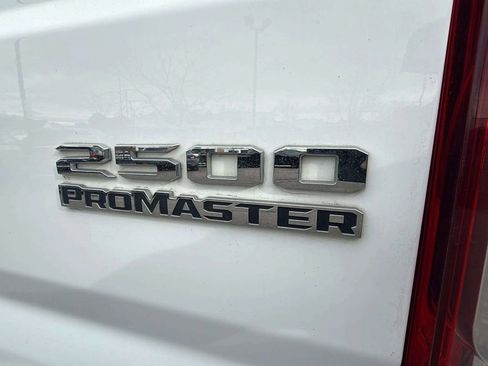 Used 2023 RAM ProMaster 2500 image 17