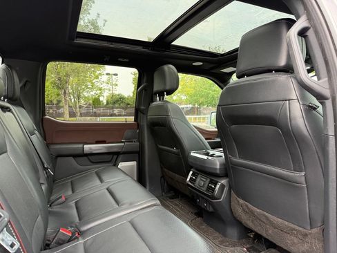 Used 2021 Ford F150 Lariat w/ Equipment Group 502A High AWD/4WD image 25