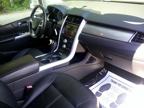 Used 2014 Ford Edge SEL w/ Equipment Group 205A image 44