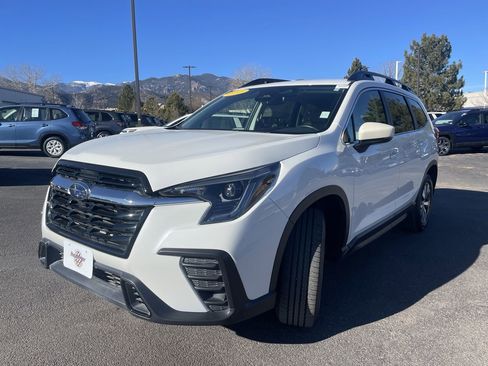 Certified 2025 Subaru Ascent Premium image 3