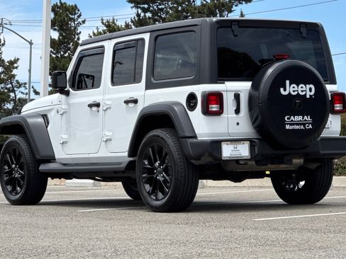 Used 2020 Jeep Wrangler Unlimited Sport S AWD/4WD image 3