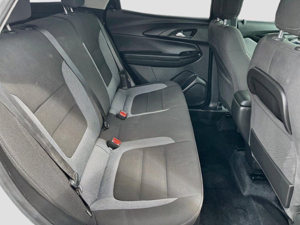 Used 2025 Chevrolet TrailBlazer LS w/ LS Convenience Package FWD image 24