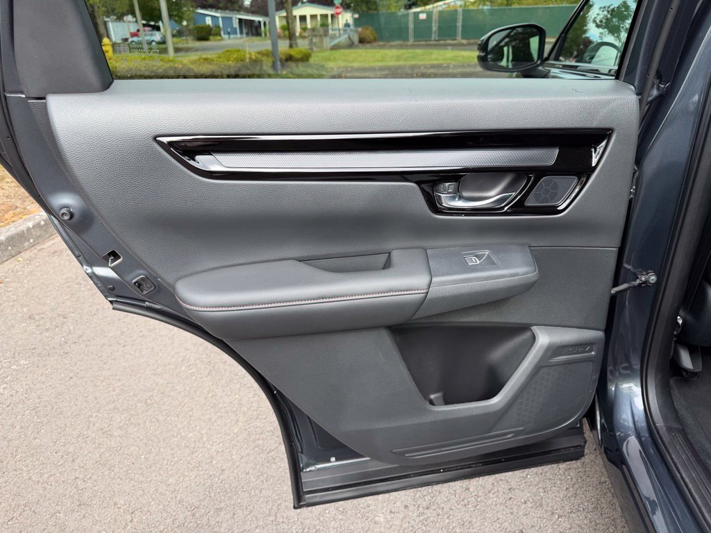 Used 2026 Honda CR-V Sport Touring image 31