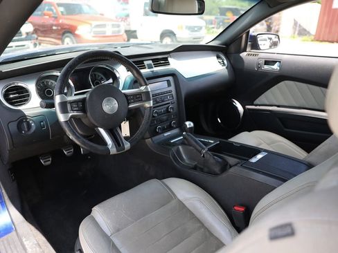 Used 2013 Ford Mustang GT Premium w/ Security Pkg RWD image 12