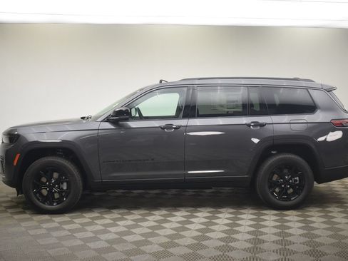 New 2026 Jeep Grand Cherokee L 4WD image 15