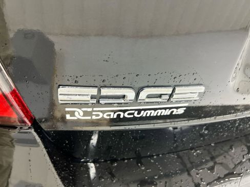 Used 2013 Ford Edge SEL FWD image 24