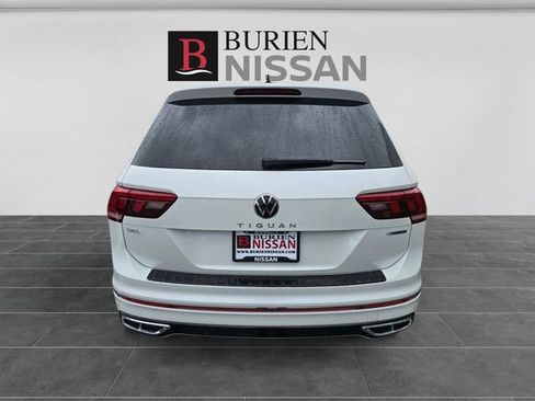 Used 2024 Volkswagen Tiguan SEL R-Line AWD/4WD image 8