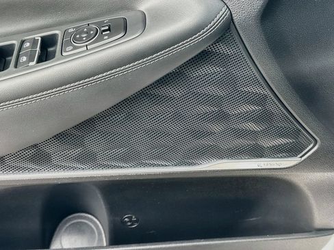 Used 2020 Hyundai Santa Fe Limited FWD image 19