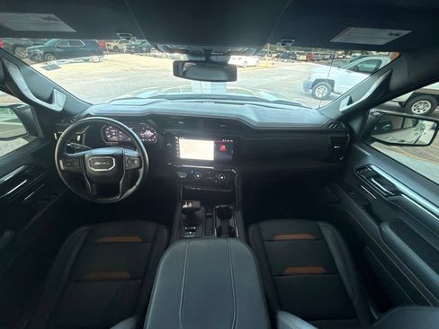 Used 2024 GMC Sierra 1500 AT4 w/ AT4 Premium Package AWD/4WD image 24