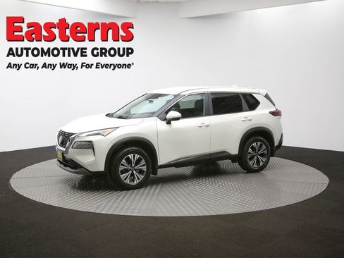 Used 2022 Nissan Rogue SV image 53