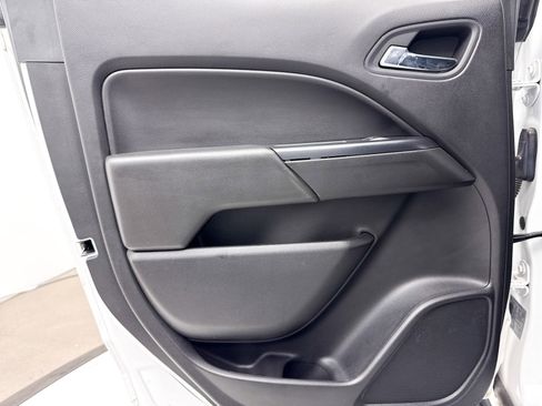 Used 2019 Chevrolet Colorado ZR2 image 30