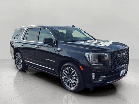 Used 2023 GMC Yukon Denali Ultimate AWD/4WD image 1